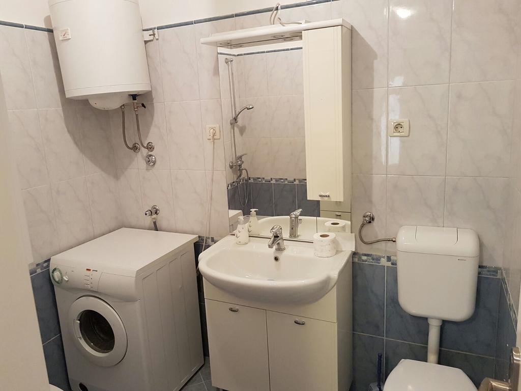 Apartment Vice Mali Split Buitenkant foto